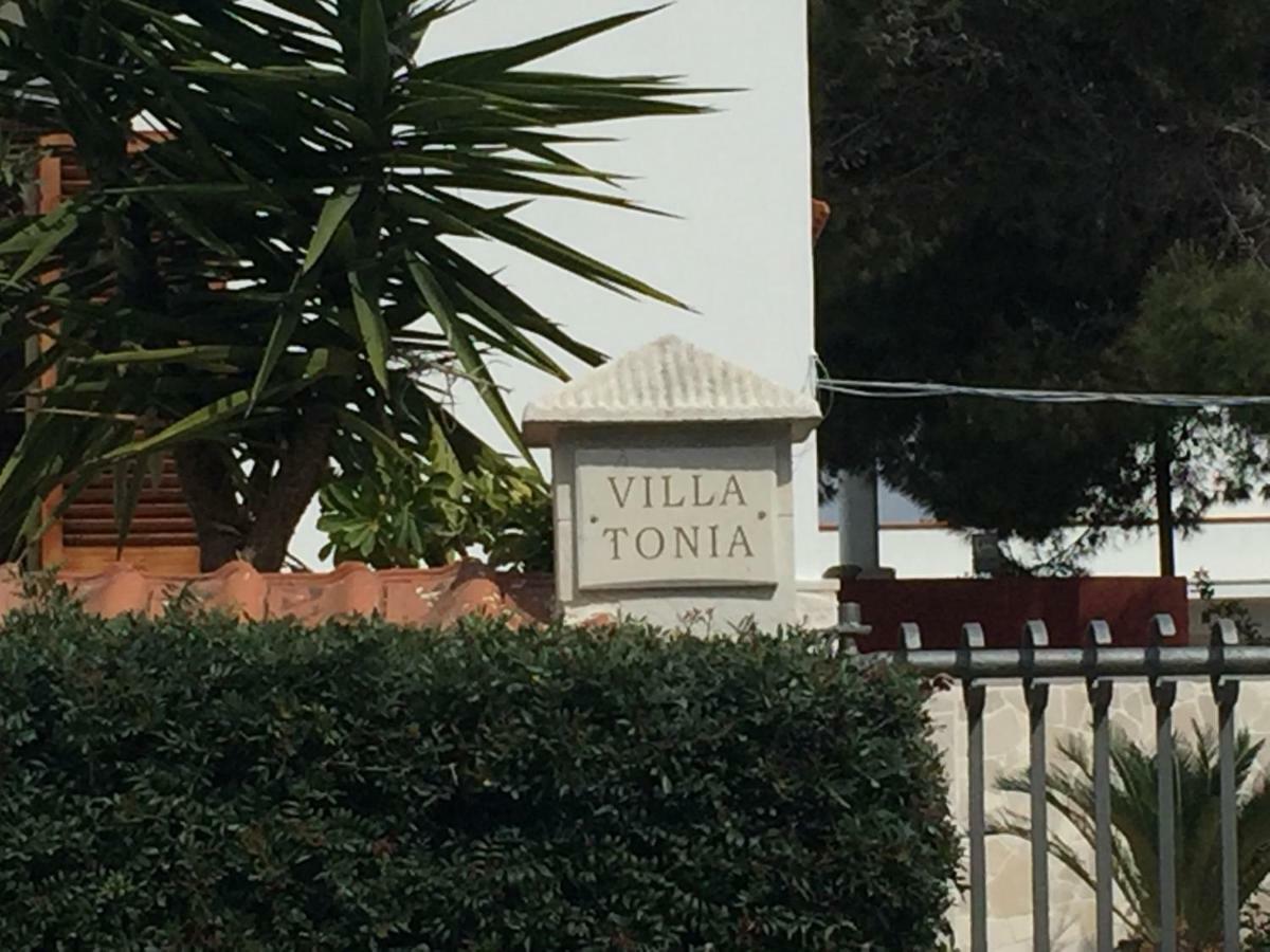 Villa Tonia San Pietro in Bevagna Luaran gambar